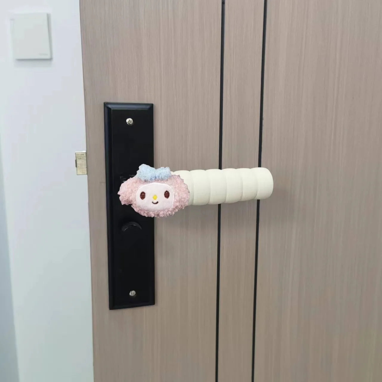 Sanrio Hello Kitty Handle Protector - Image 5