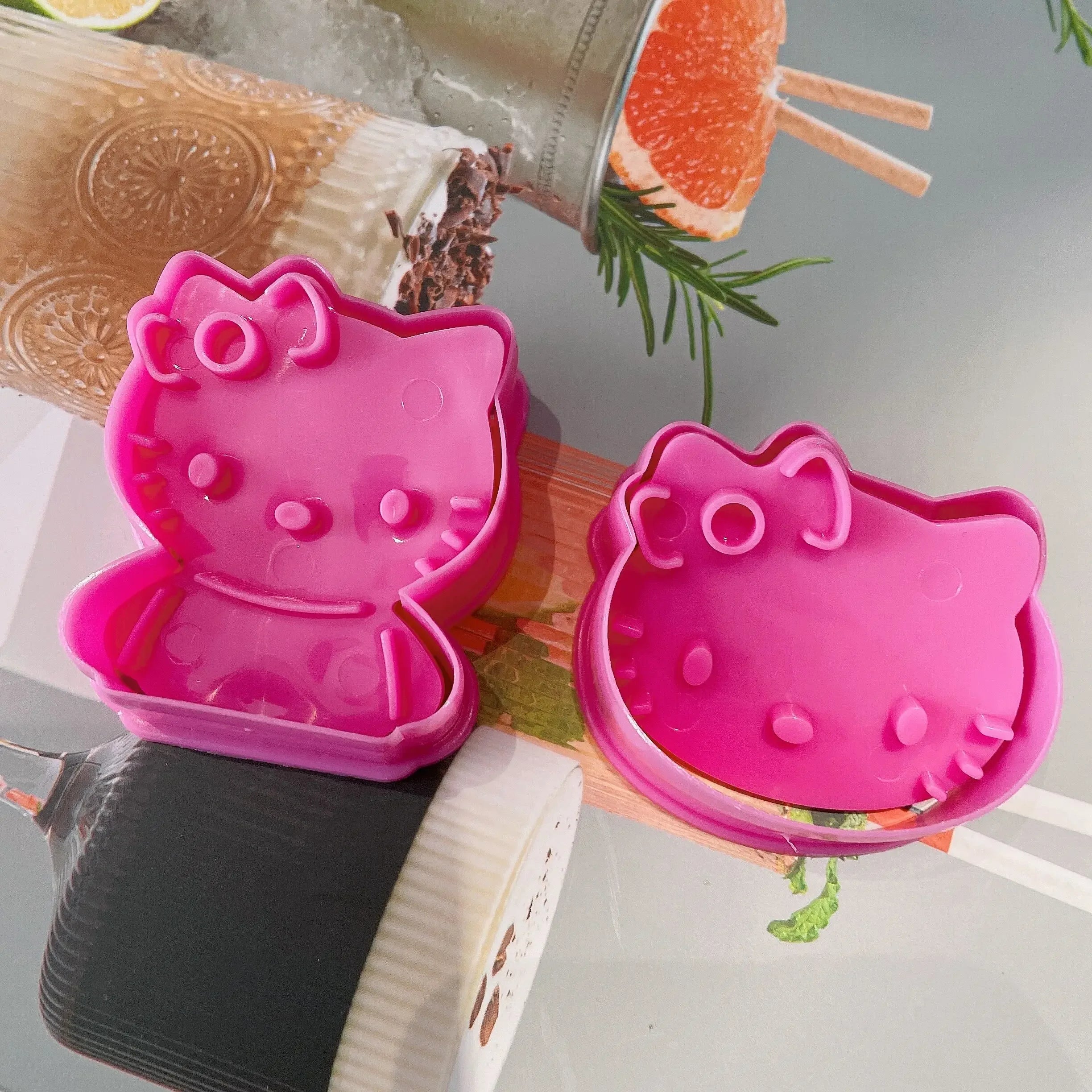 Hello Kitty Sanrio Fruit Mold - Image 3