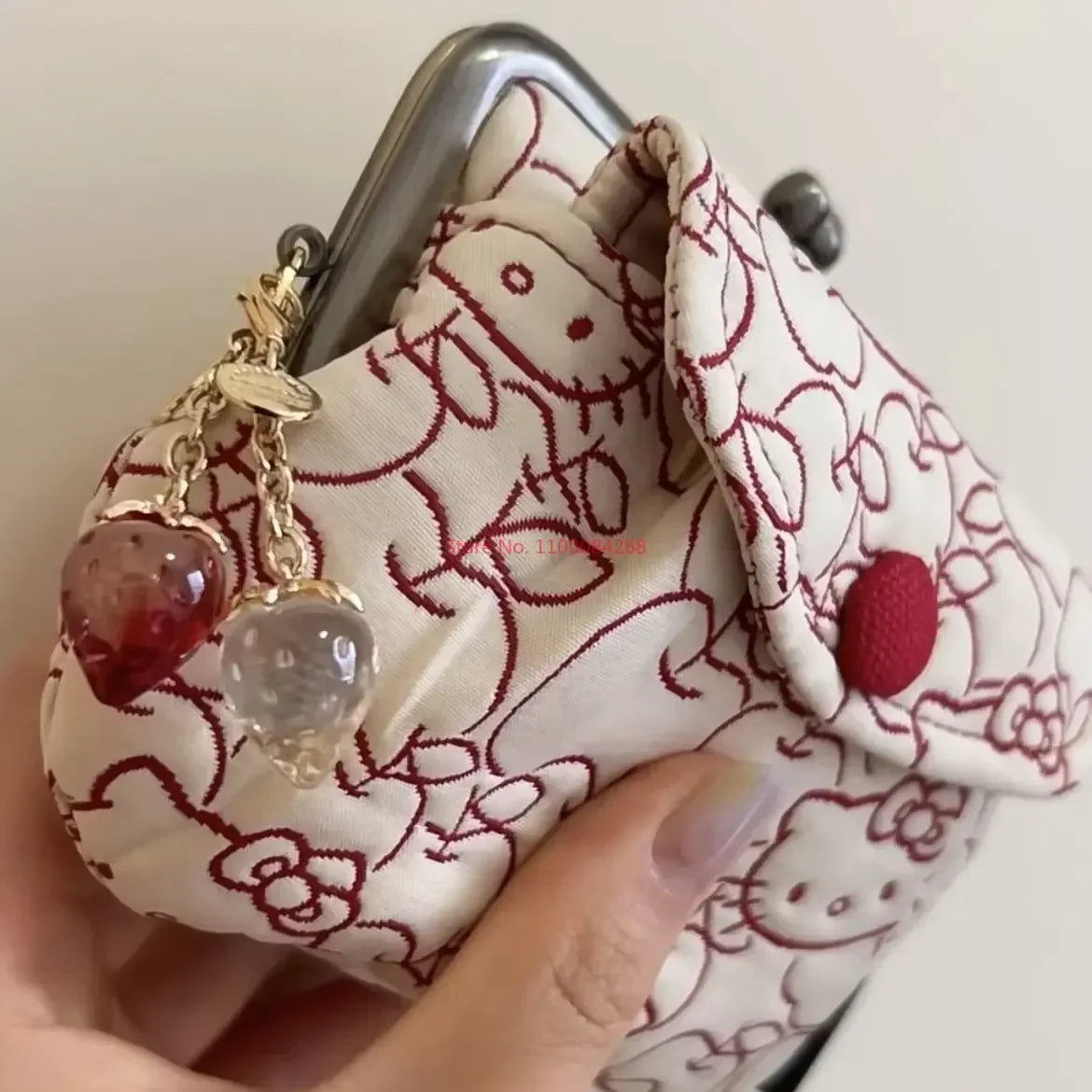 Sanrio Hello Kitty Gold Mouth 2-in-1 Wallet & Card Bag - Image 4