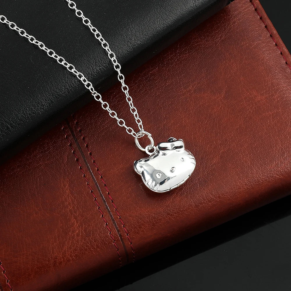 Y2K Hello Kitty Sanrio Pearl Chain Necklace - Image 5